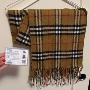 Burberry Checkered Scarf in Tan and Black